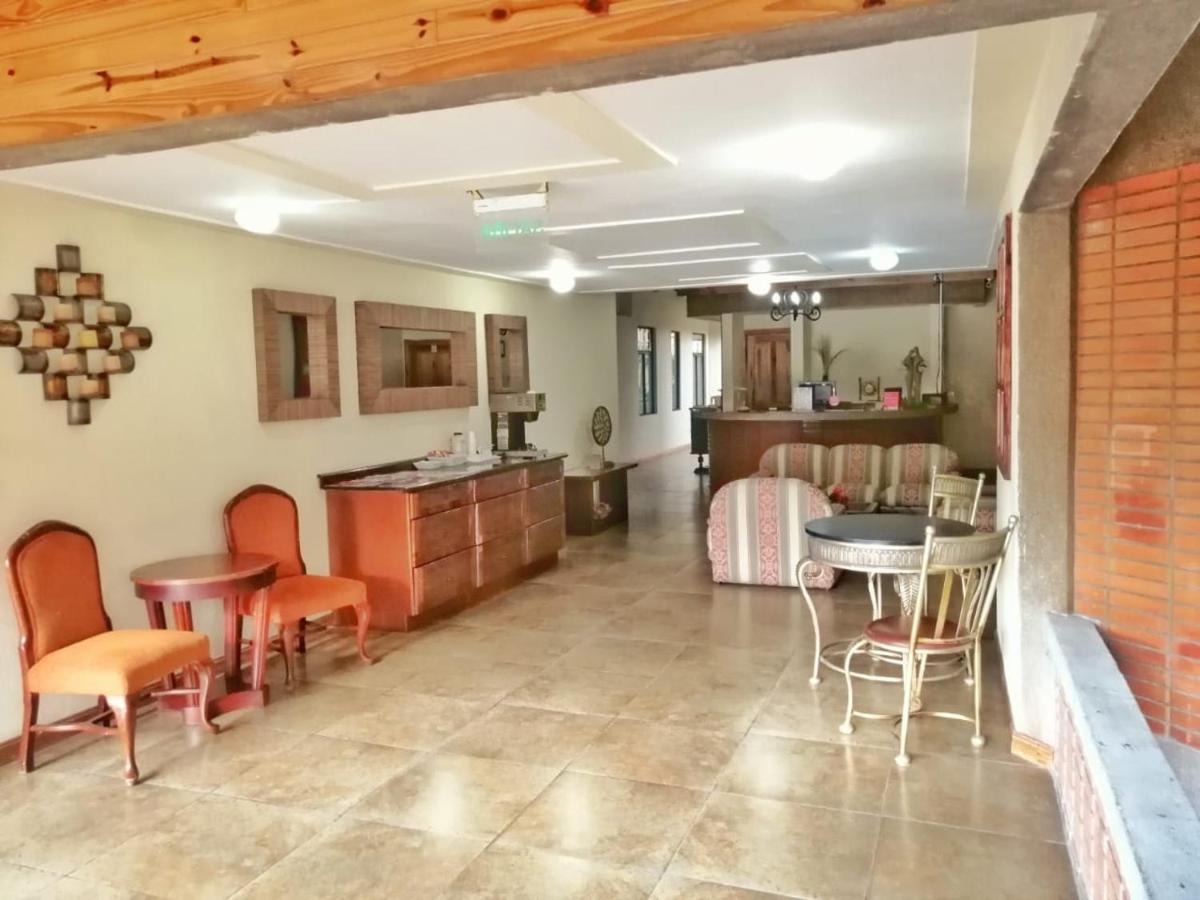Apartotel Don Francisco San José Buitenkant foto