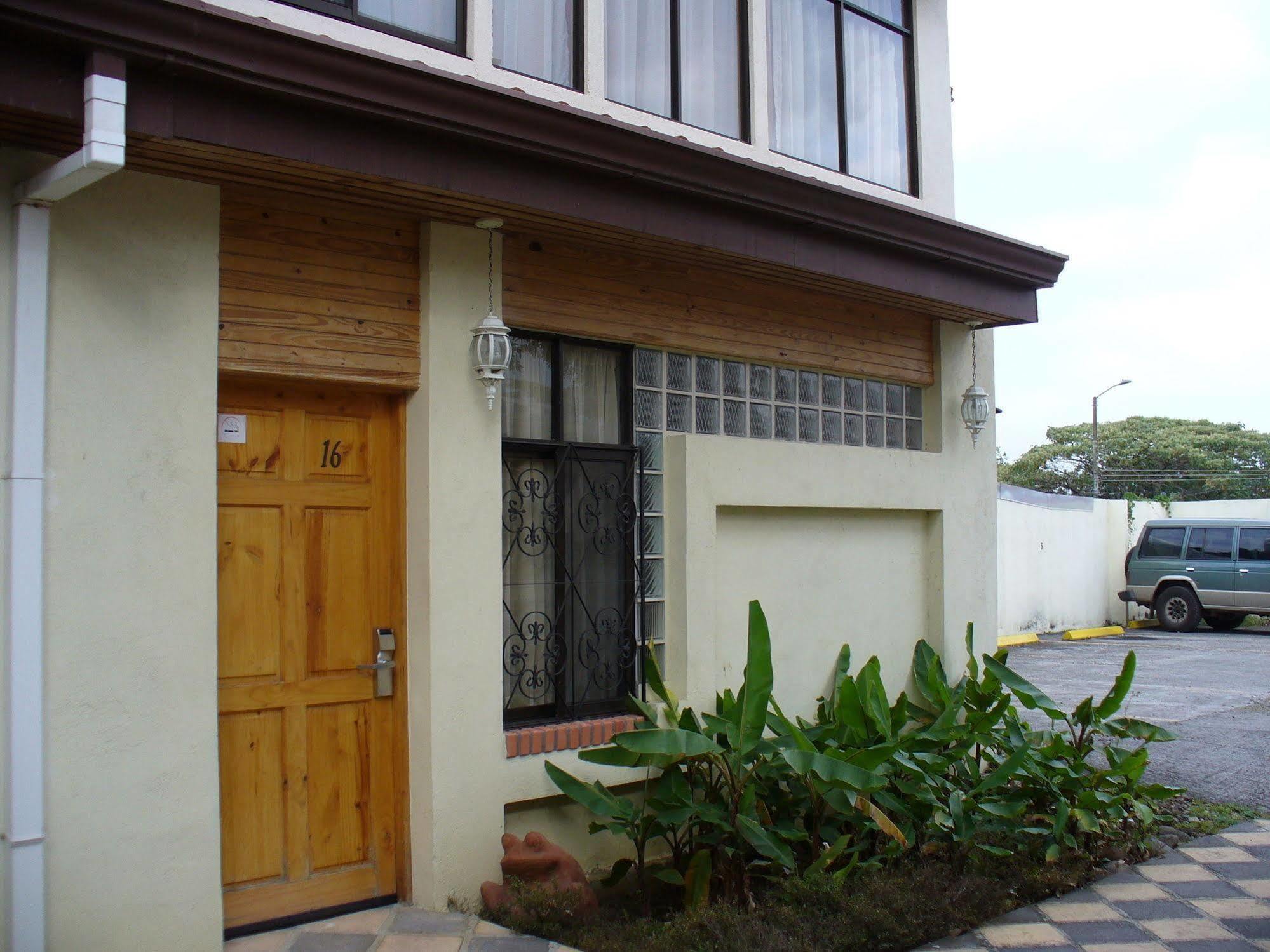 Apartotel Don Francisco San José Buitenkant foto